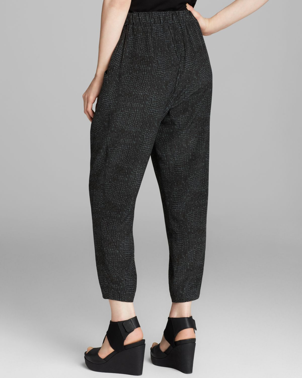 Eileen Fisher Slouchy Ankle Pants in Graphite (Black) - Lyst