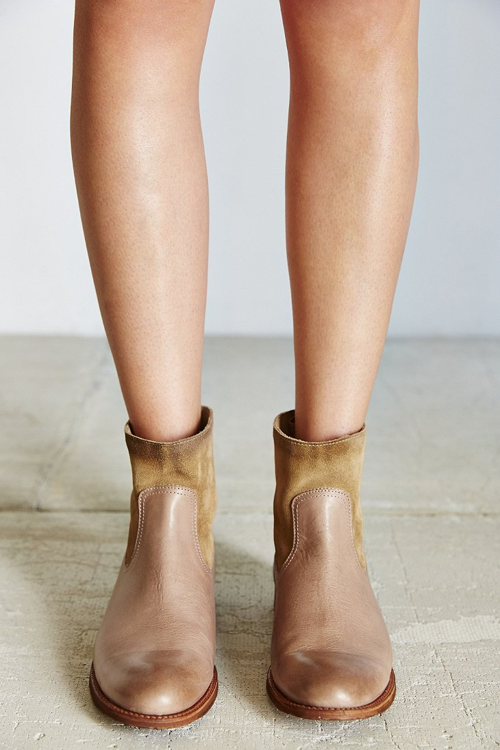 frye jamie zip bootie