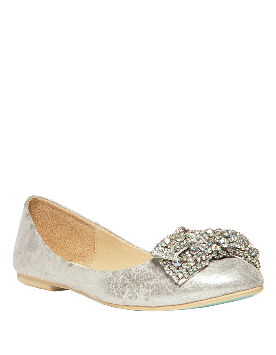Betsey Johnson Ever Metallic Bow Flats in Silver | Lyst