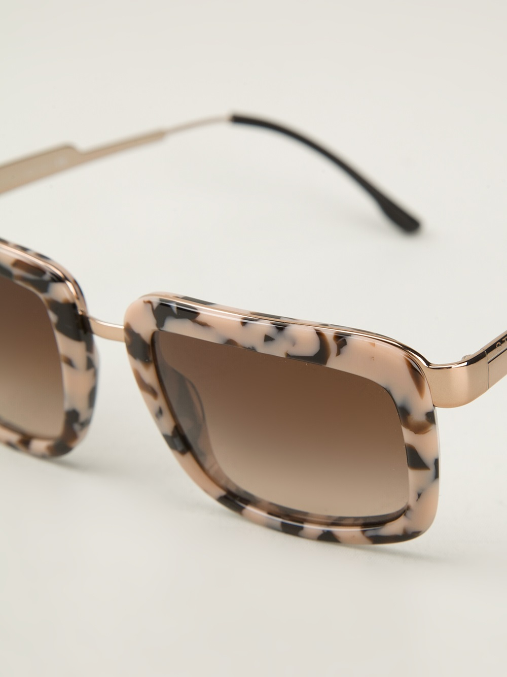 pink tortoise shell sunglasses