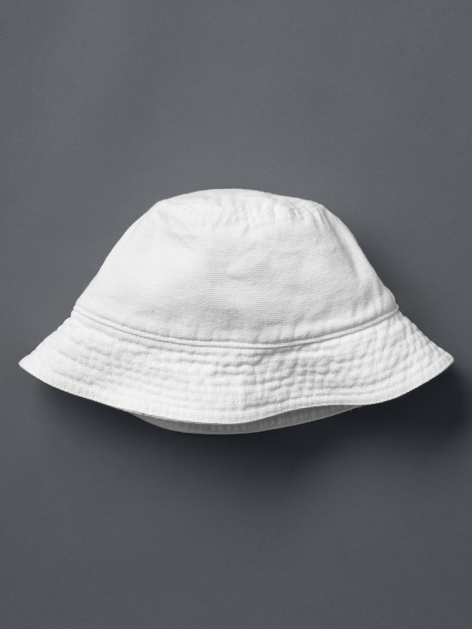 gap bucket hat