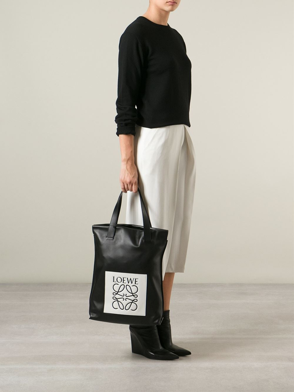 Loewe Shopping Bag Black