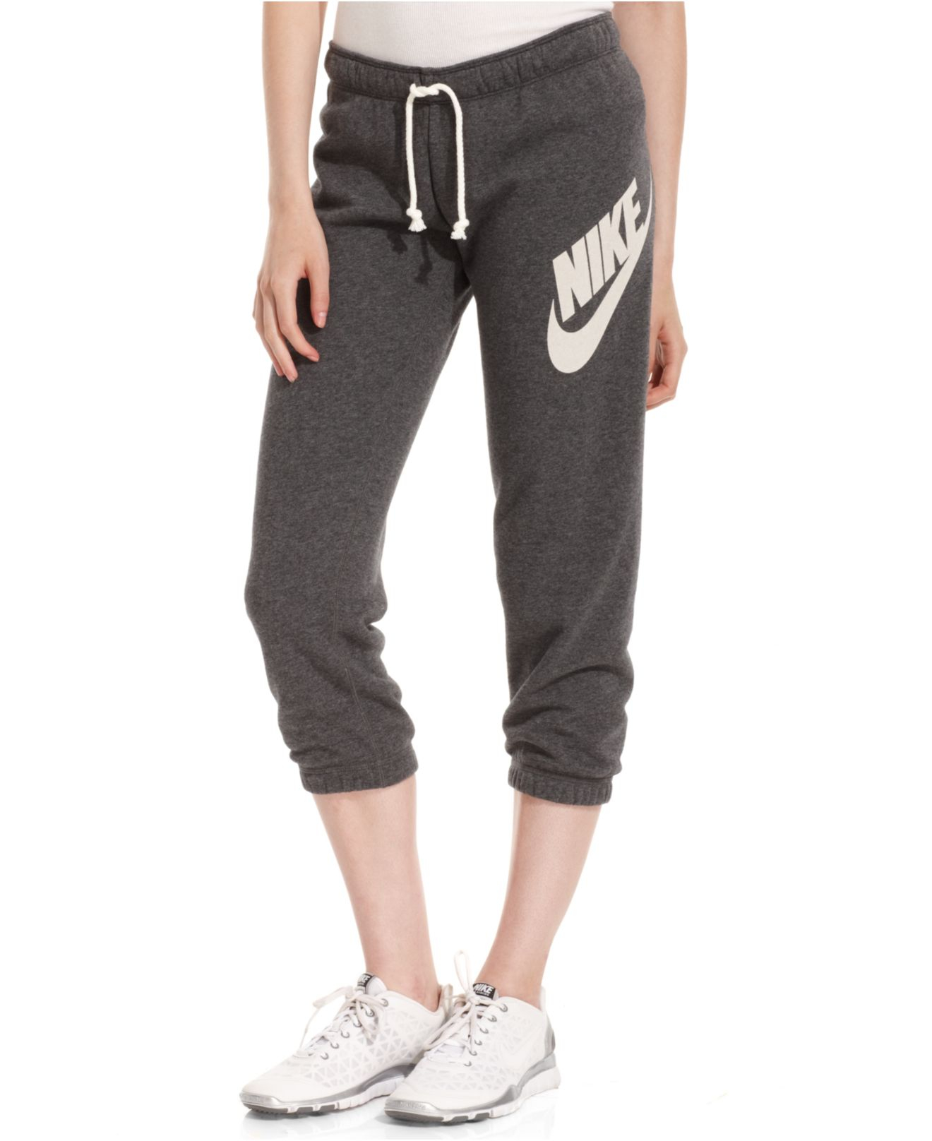 nike womens capri joggers