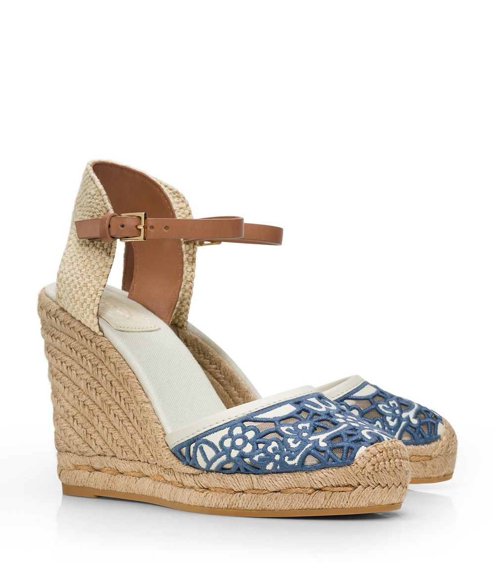 Tory burch Lucia Lace Wedge Espadrille in Blue | Lyst