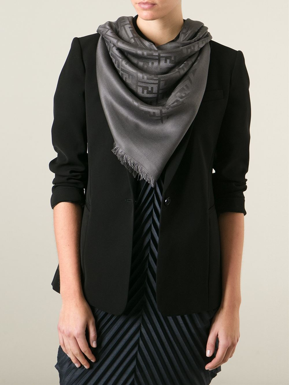 fendi ff logo scarf