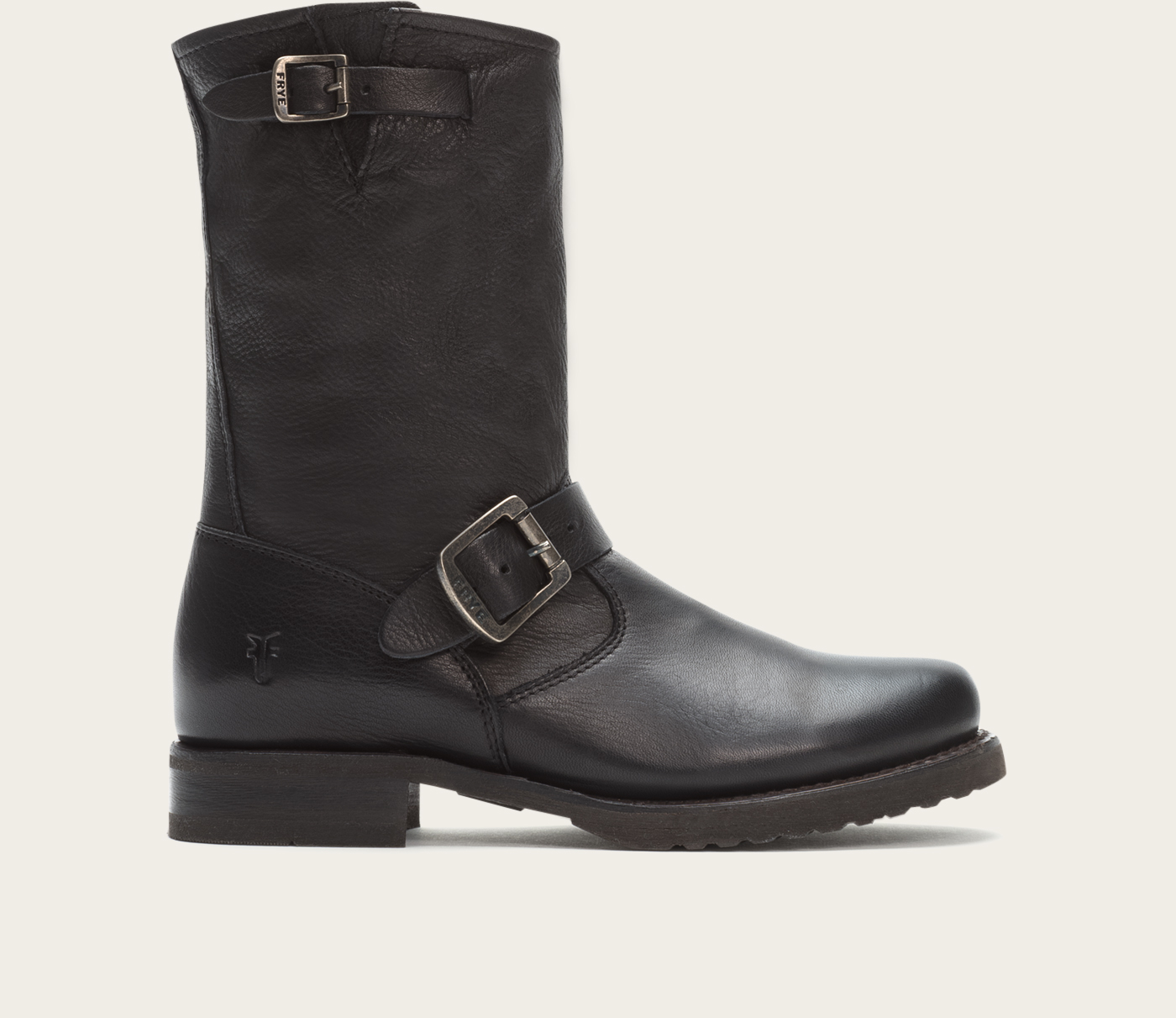 Frye Veronica Short in Black Lyst