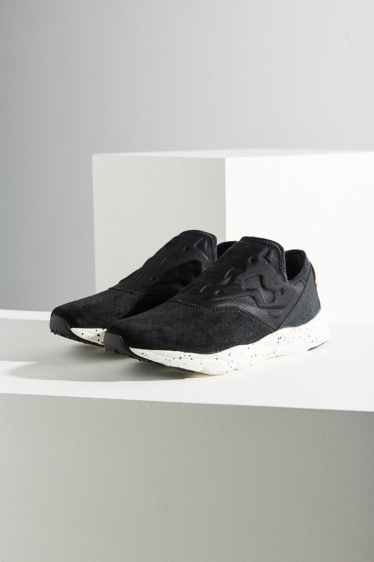 reebok laceless shoes