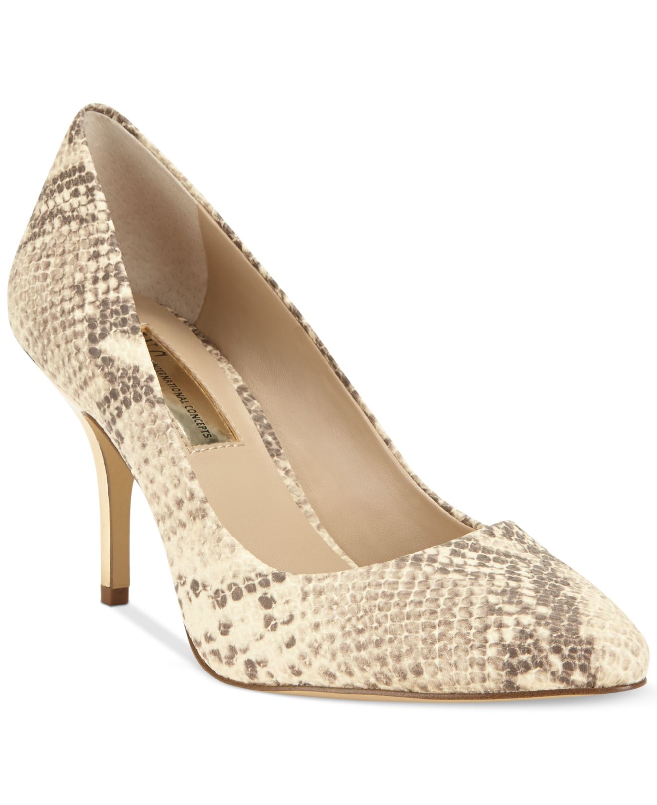 inc zitah mid heel pump