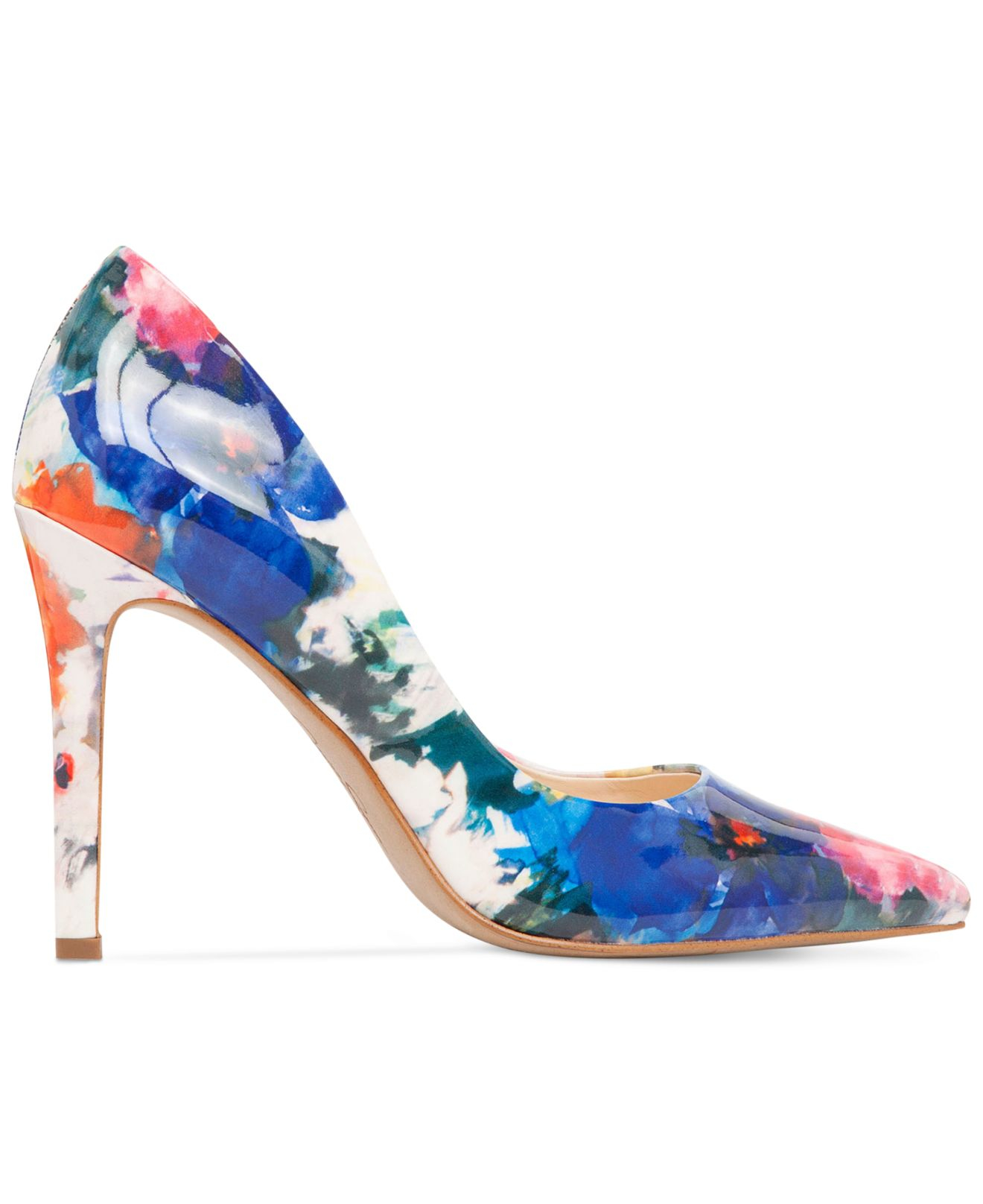 Jessica Simpson Cassani Pumps in Floral 