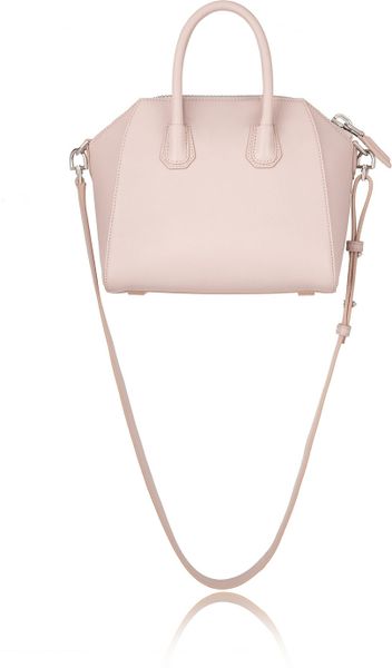 Givenchy Small Antigona Bag in Babypink Texturedleather in Pink | Lyst