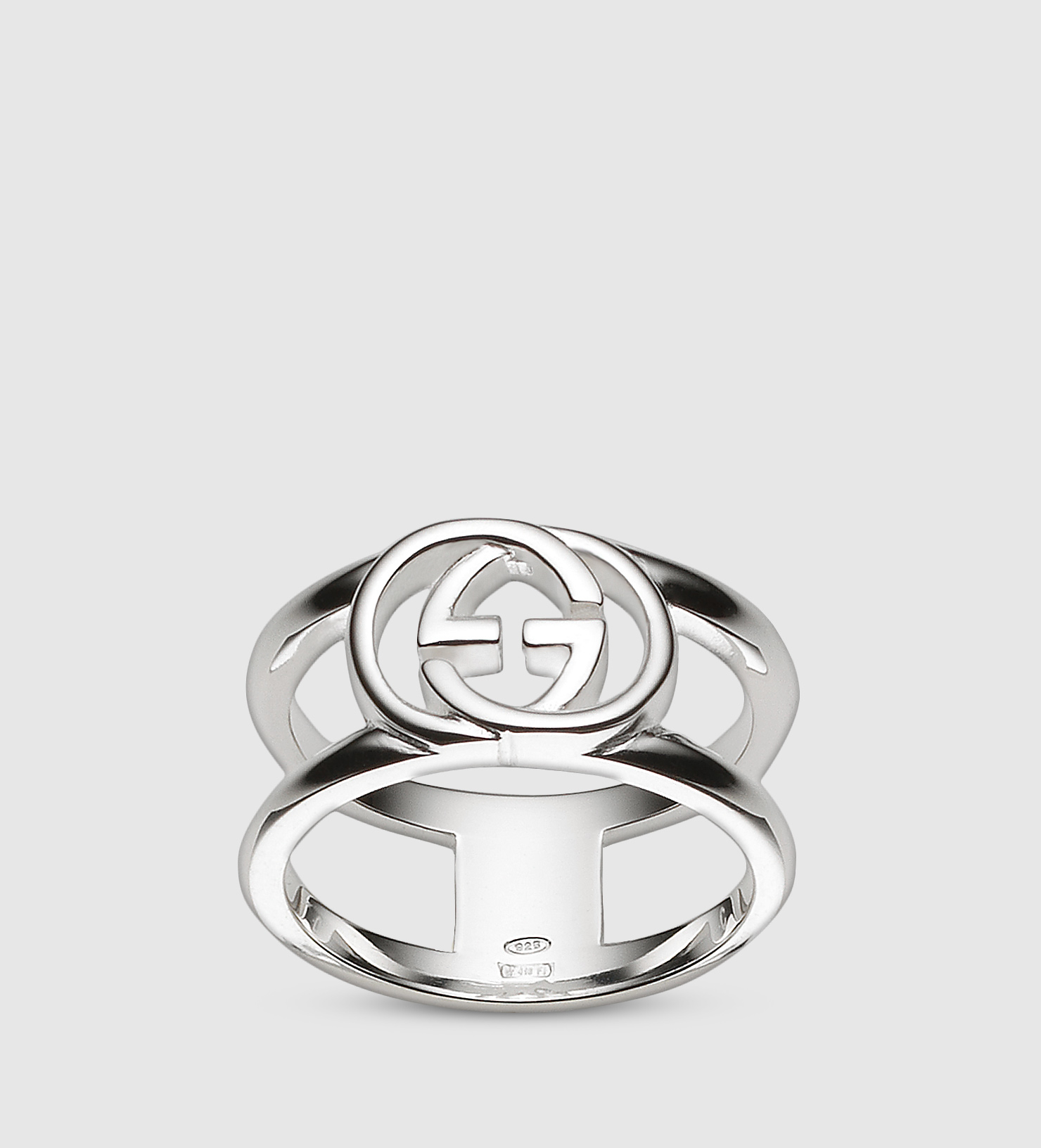 Gucci Wide Ring With Interlocking G Motif in Metallic | Lyst UK