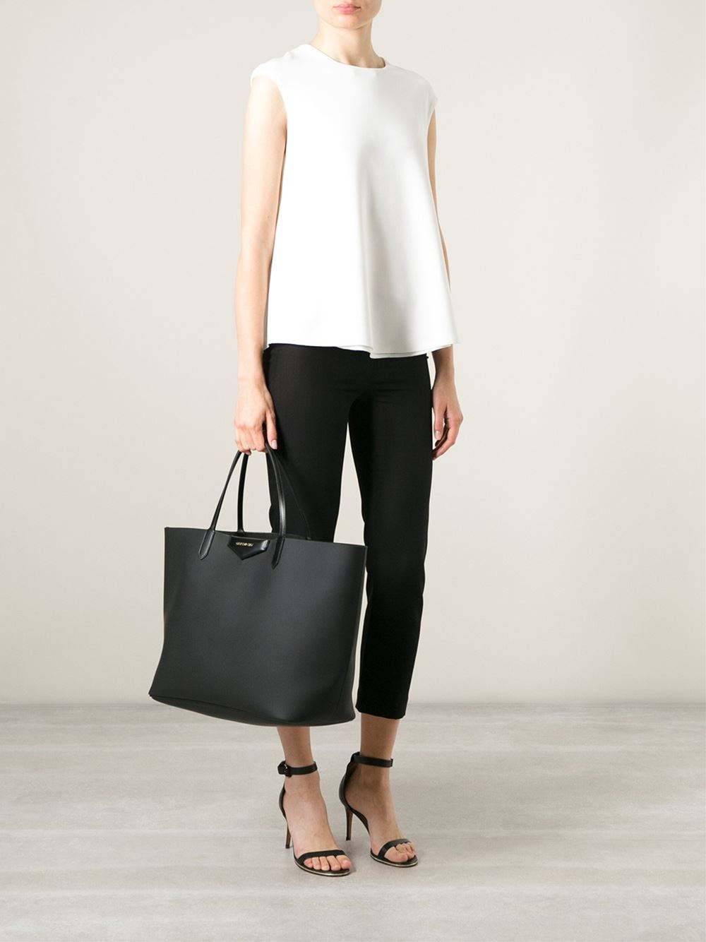 Givenchy Large &#39;Antigona&#39; Shopper Tote in Black - Lyst