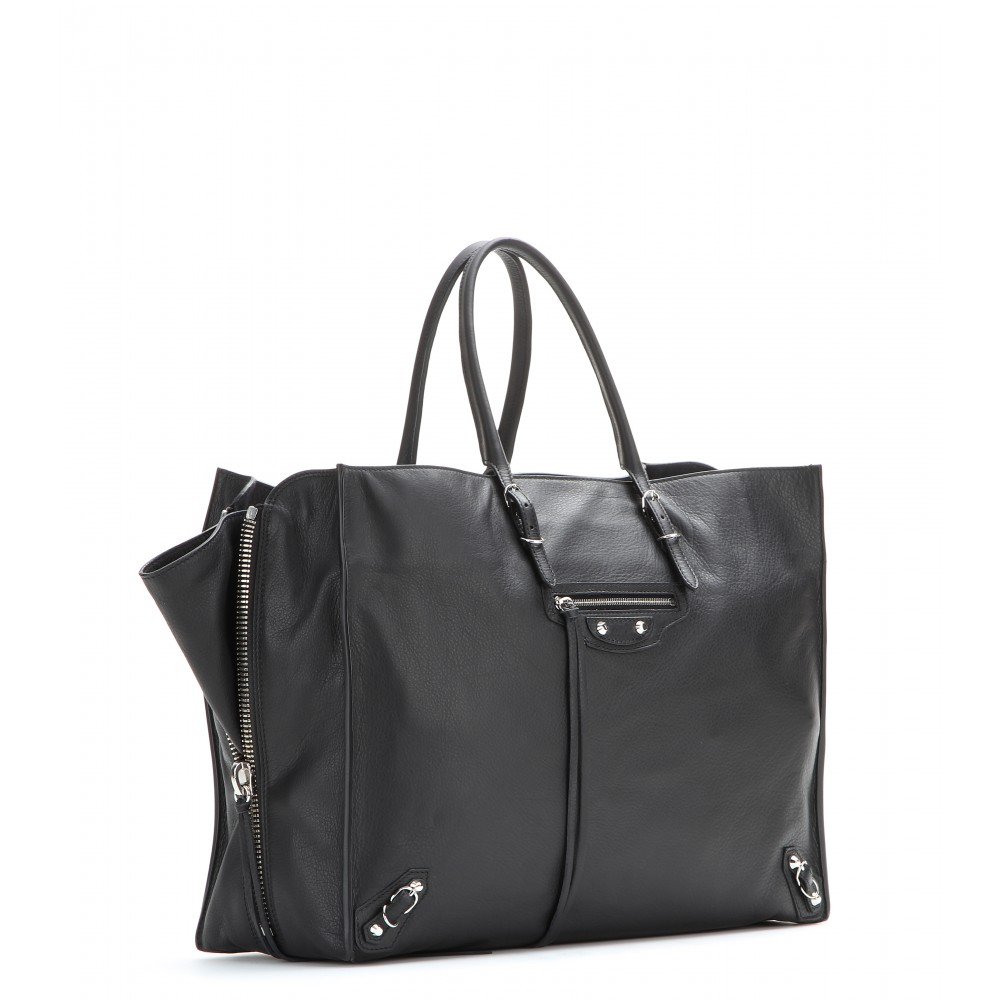 papier bag balenciaga