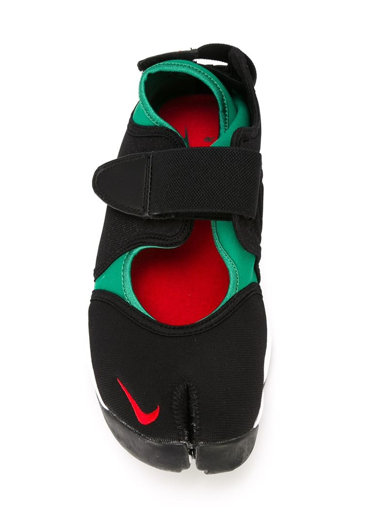 nike rift all black