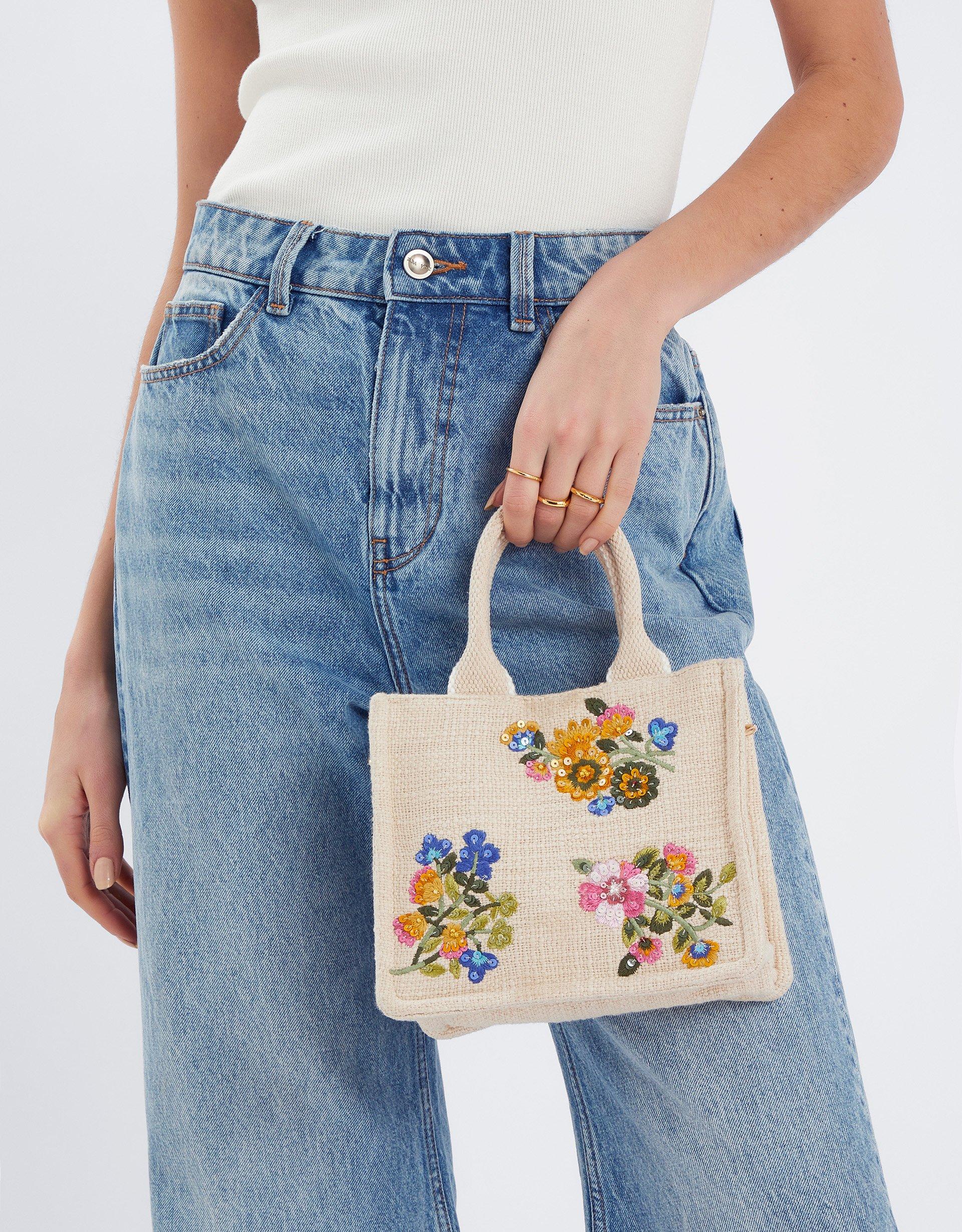 Floral Embroidered Mini Handbag マメクロゴウチ Accessorize Mini Floral Embroidered Woven Handbag in Blue | Lyst UK