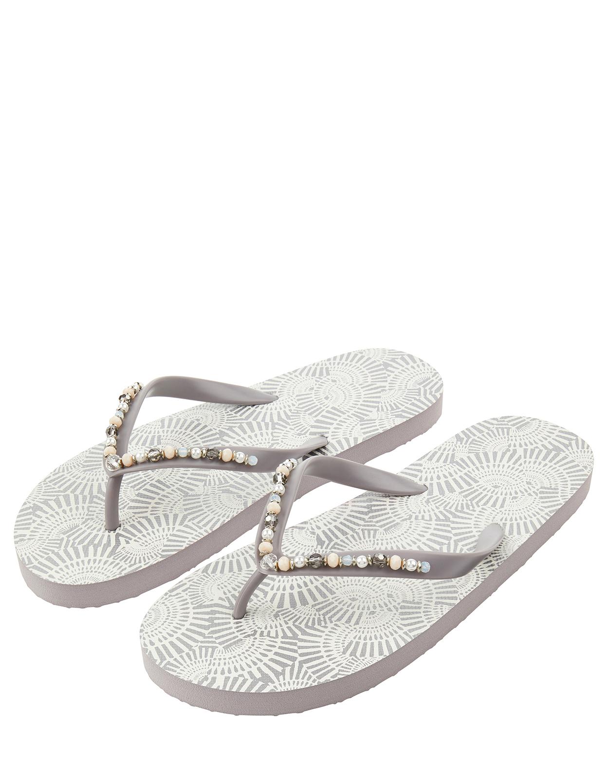 accessorize black flip flops