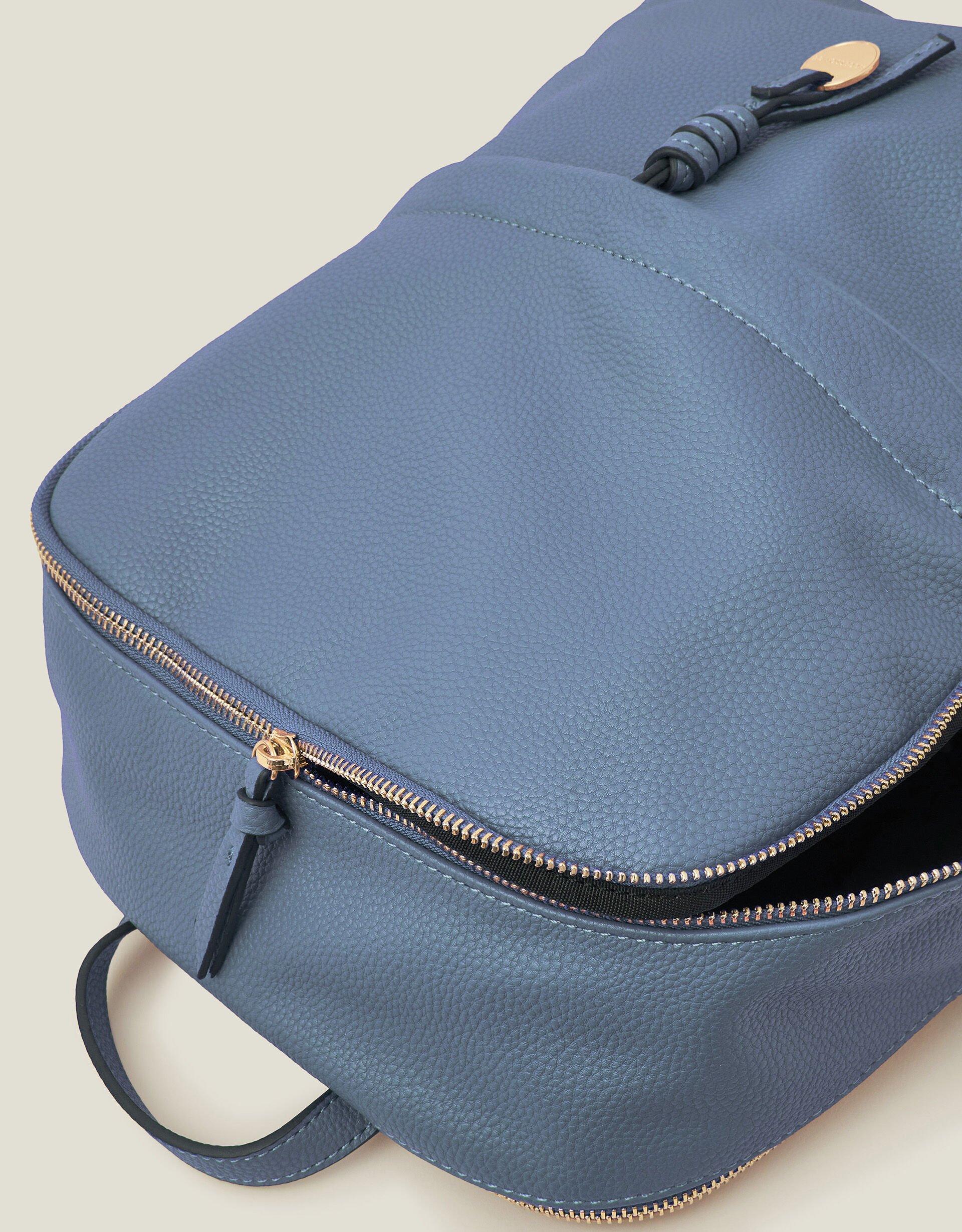 1 like no other travel backpack NOMATIC Travel Pack — Best Expandable Carry-On & Laptop Backpack