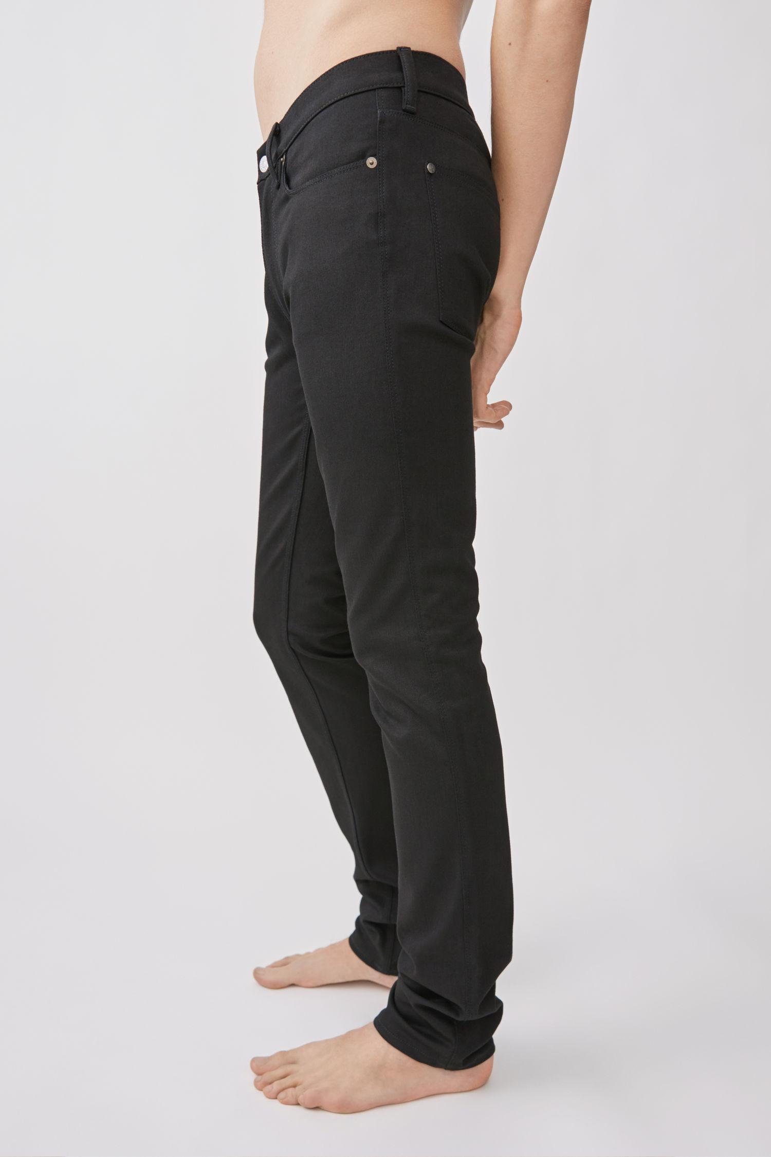 acne max stay black