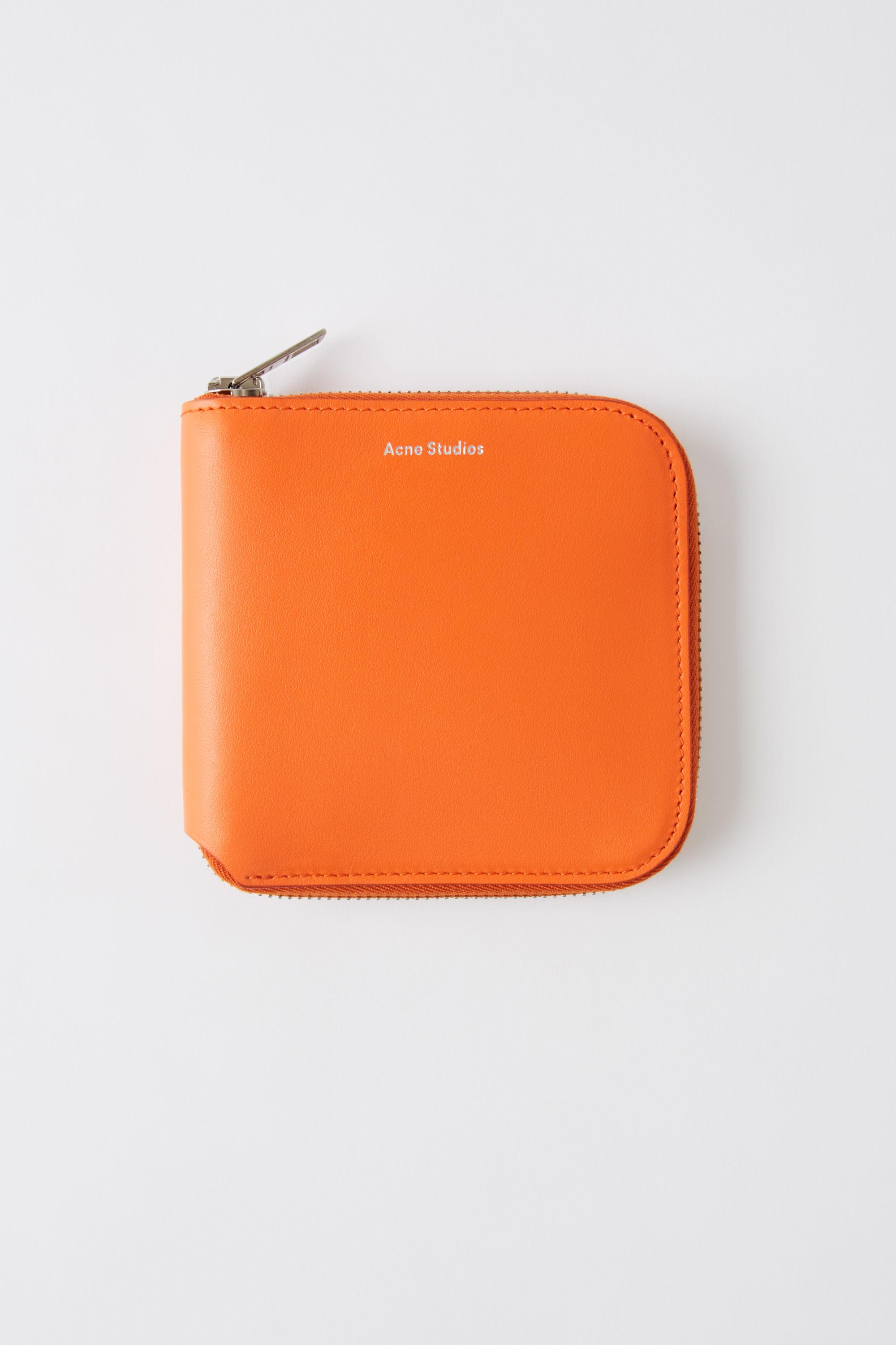 Acne Studios Leather Csarite S Orange Medium Zip Wallet - Lyst