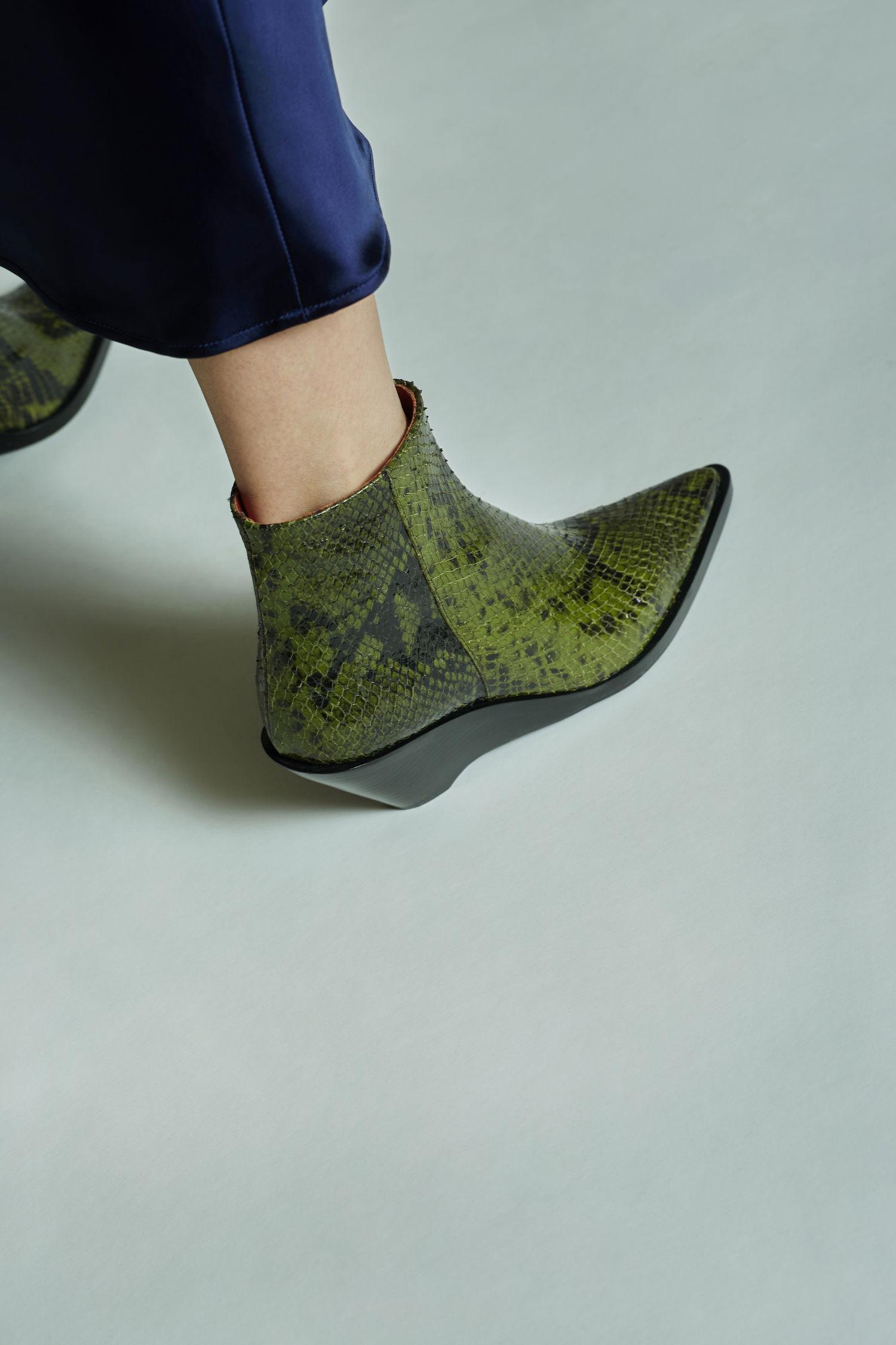 acne caroline boots