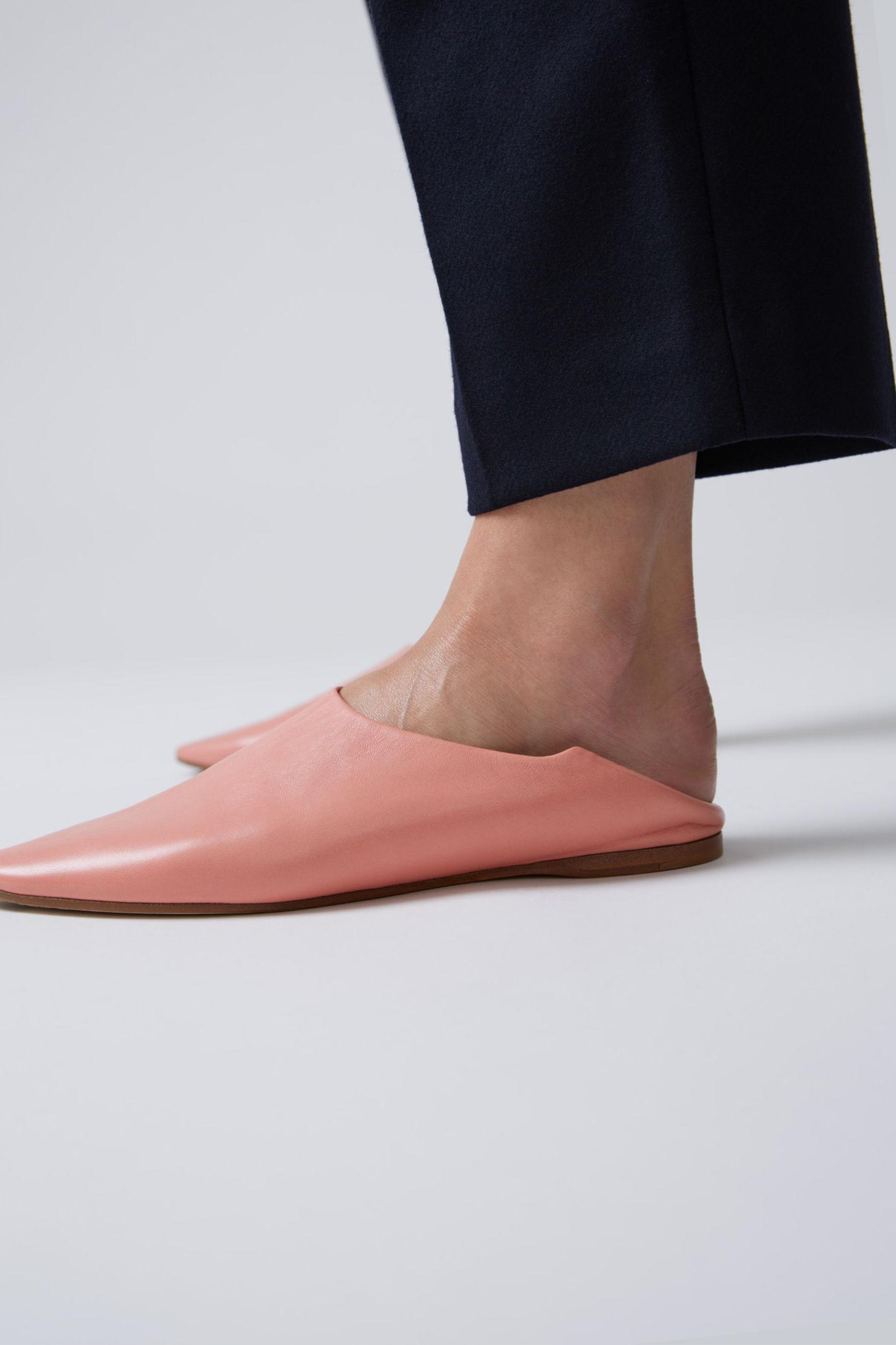 Leather Babouche Slippers pink - Lyst