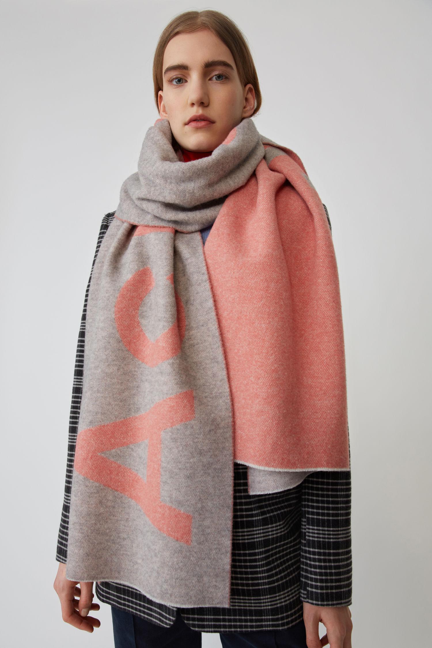 acne scarf logo
