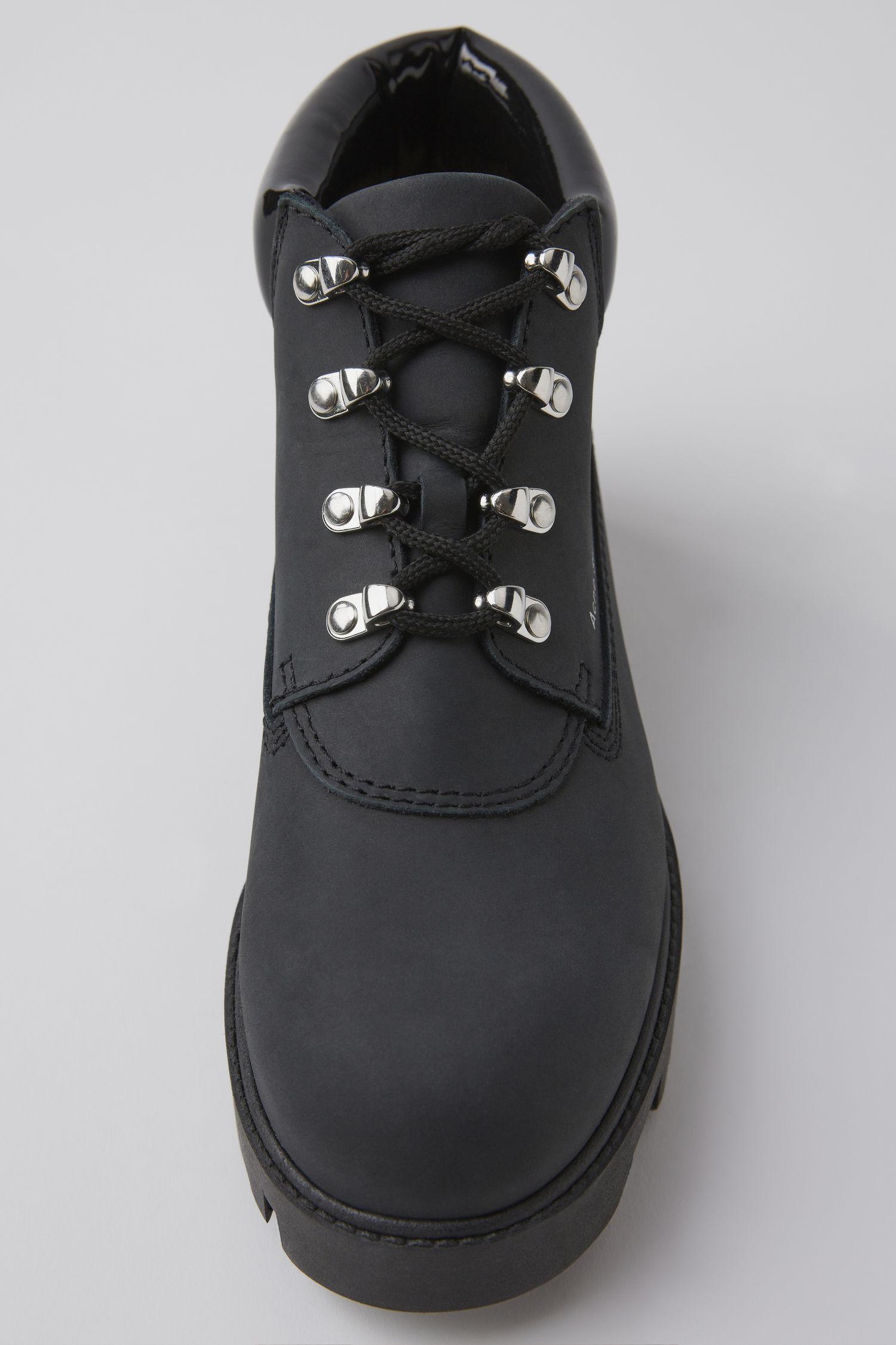 acne puffy booties