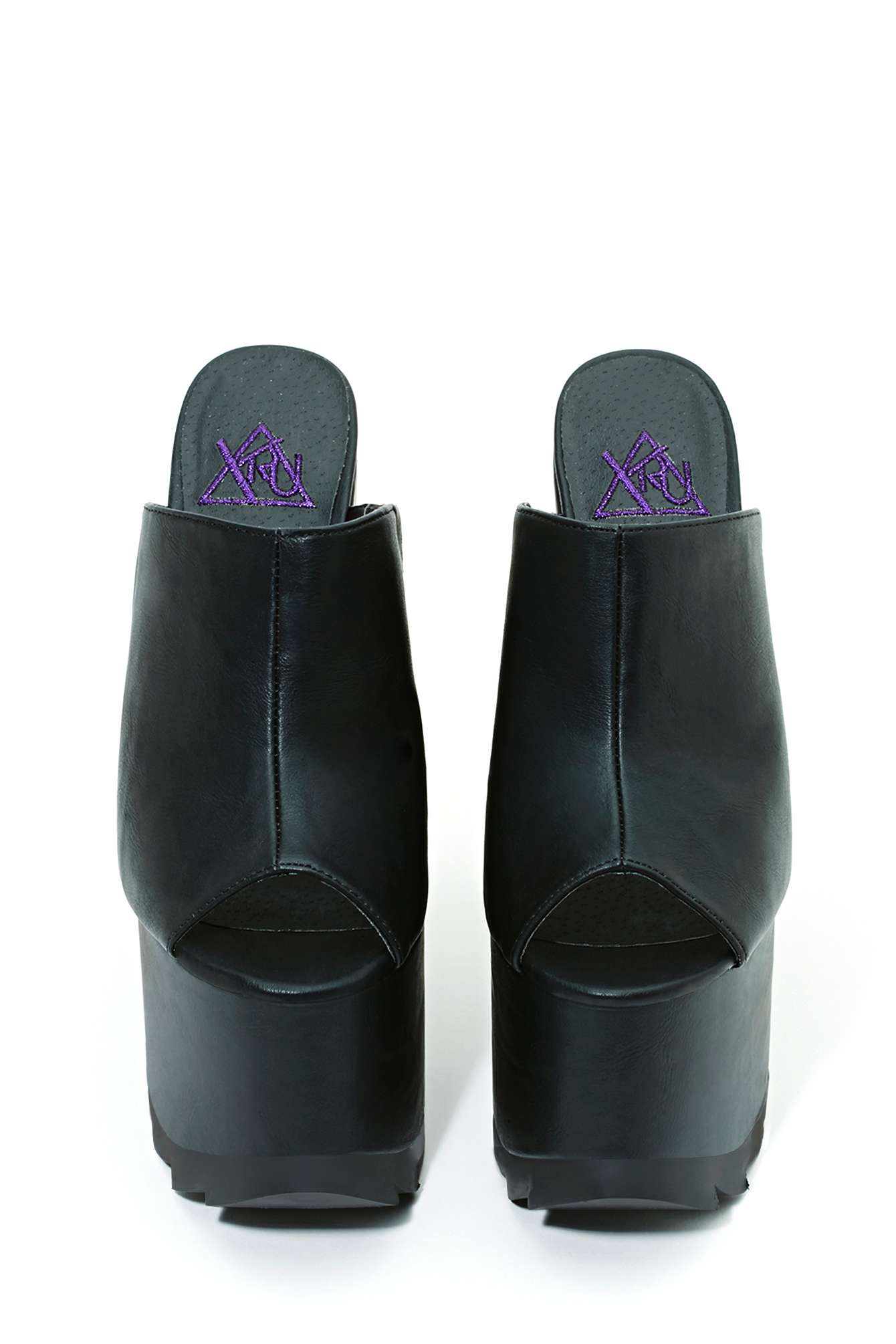 teva mid hiking boots