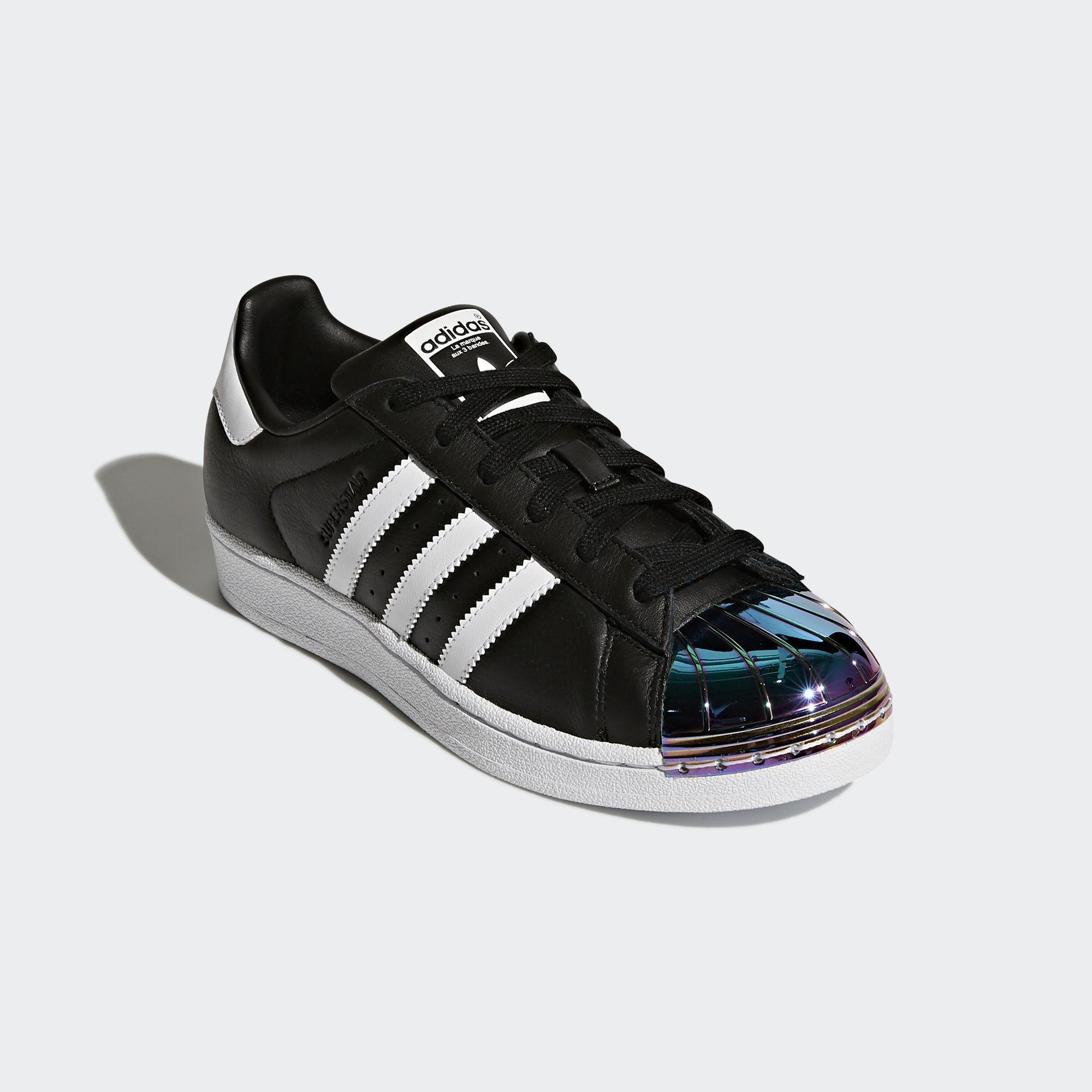 superstar metal toe shoes
