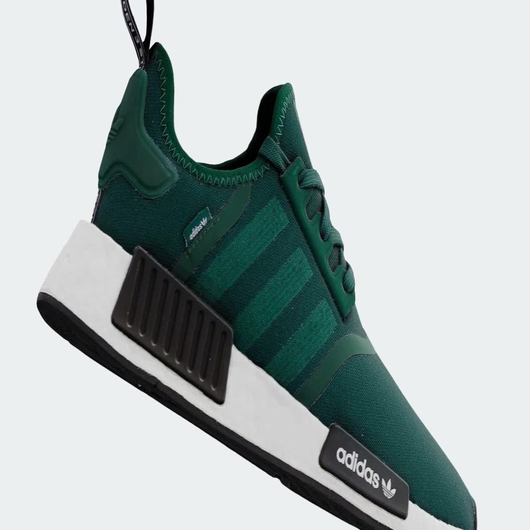 Nmd r1 green and black hot sale