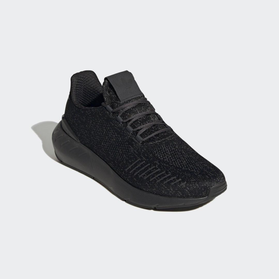 Men's originals swift run casual sneakers best sale