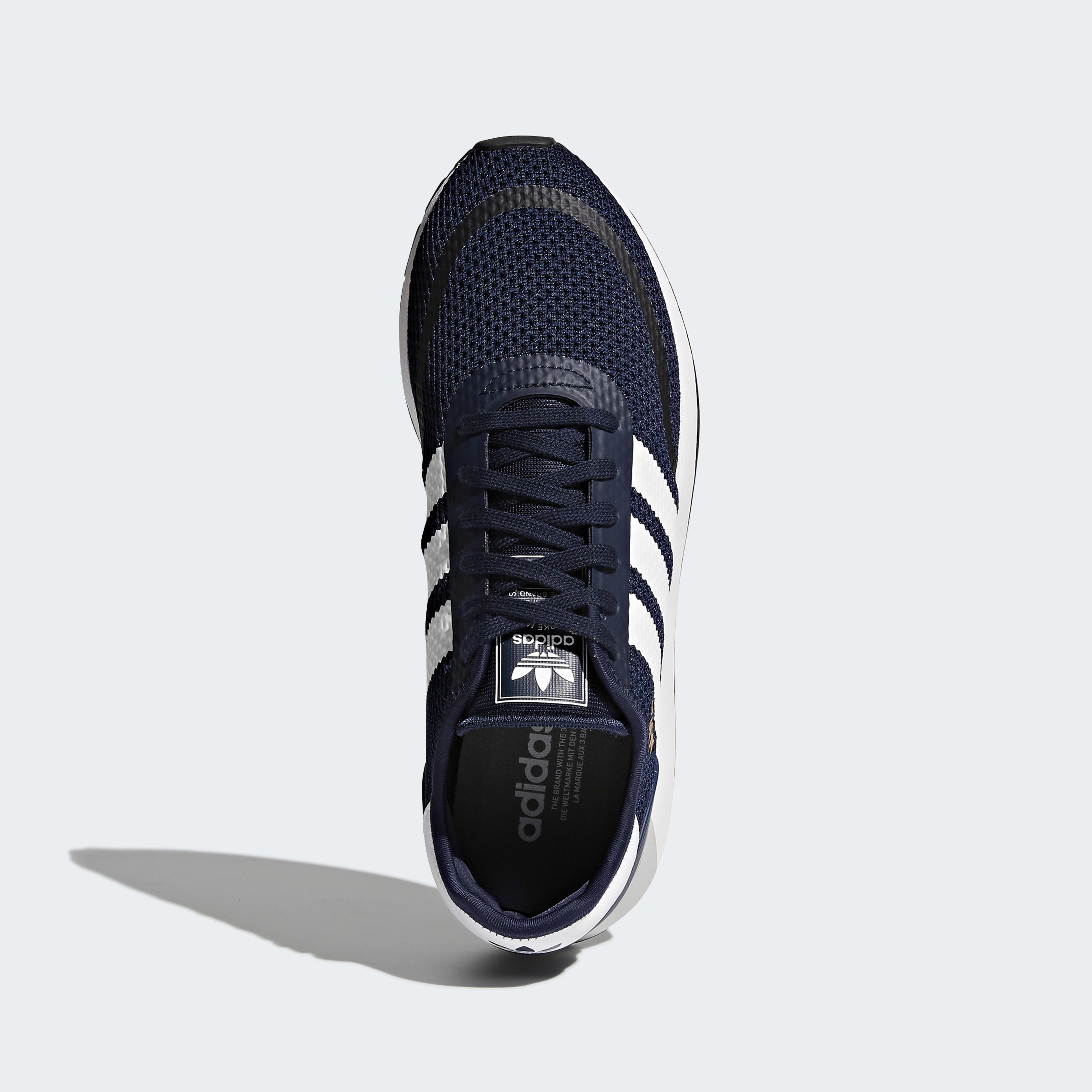 chaussure n