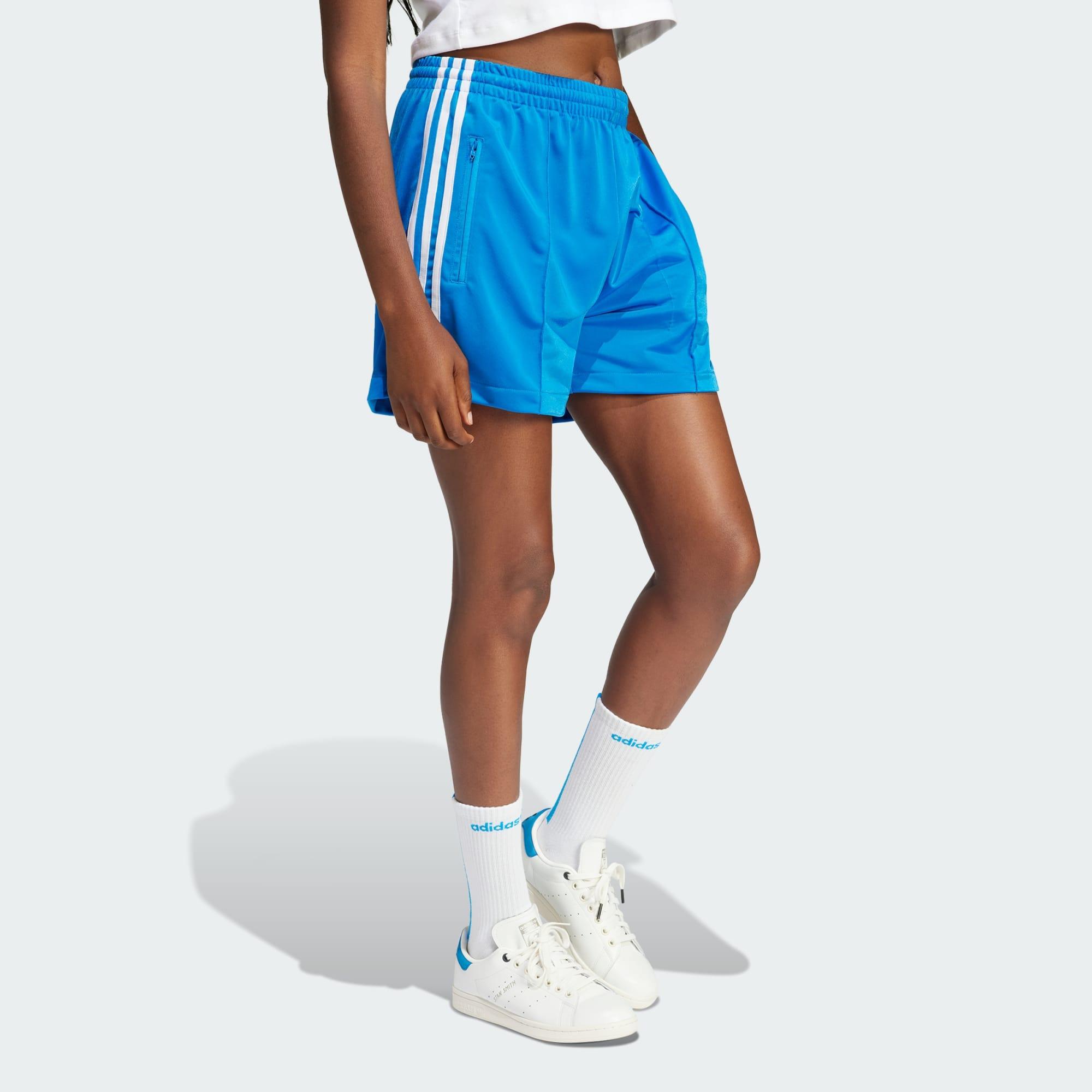 Stan smith clearance with shorts