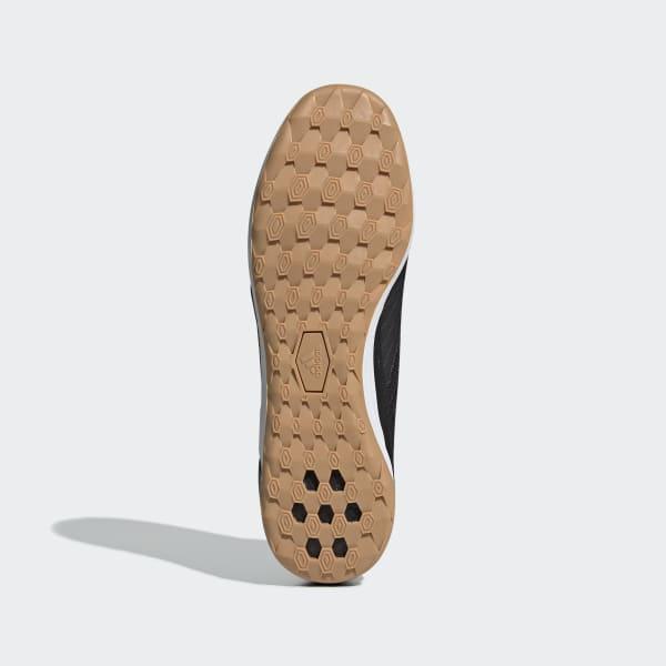 predator tango 19.3 indoor shoes