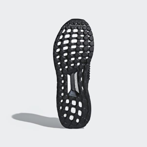 mens ultra boost laceless black