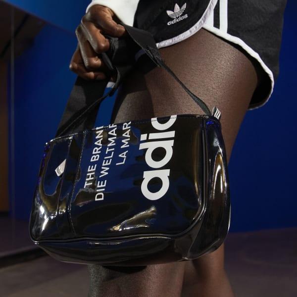 adidas mini airliner