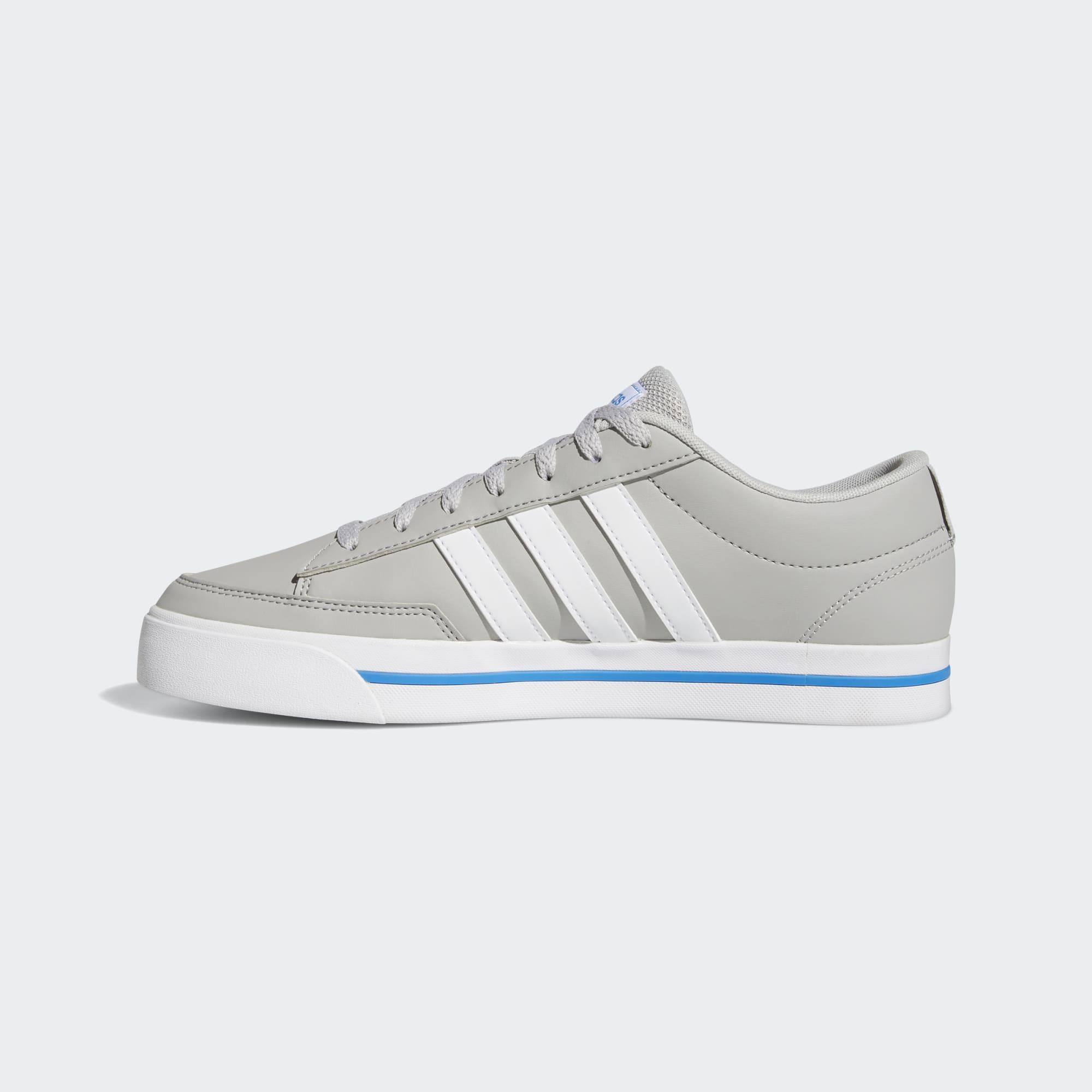 adidas Retrovulc Lifestyle Skateboarding Shoes in White for Men | Lyst UK