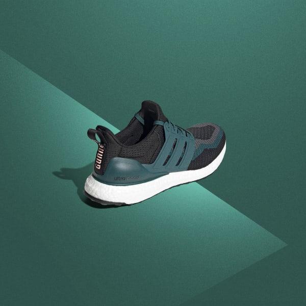 arsenal dna ultra boost