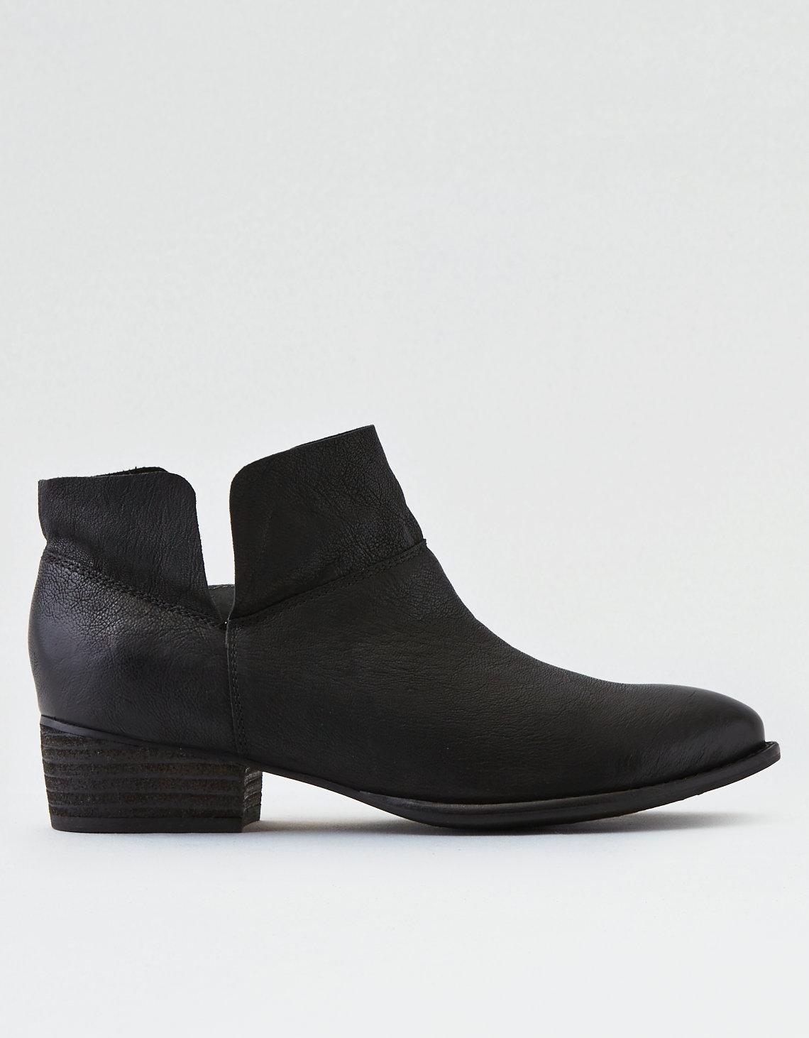seychelles snare bootie