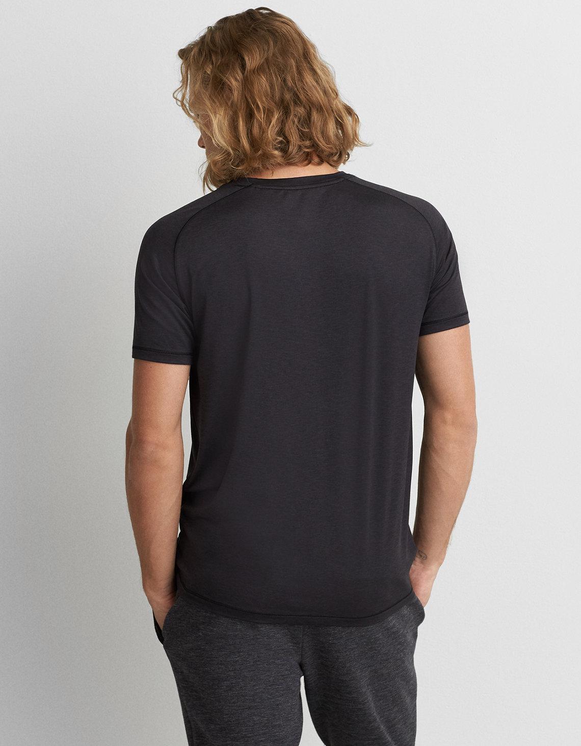 ae active 360 extreme flex shirt