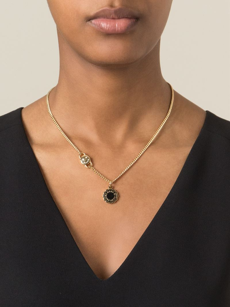 Marc Jacobs Logo Necklace 2025