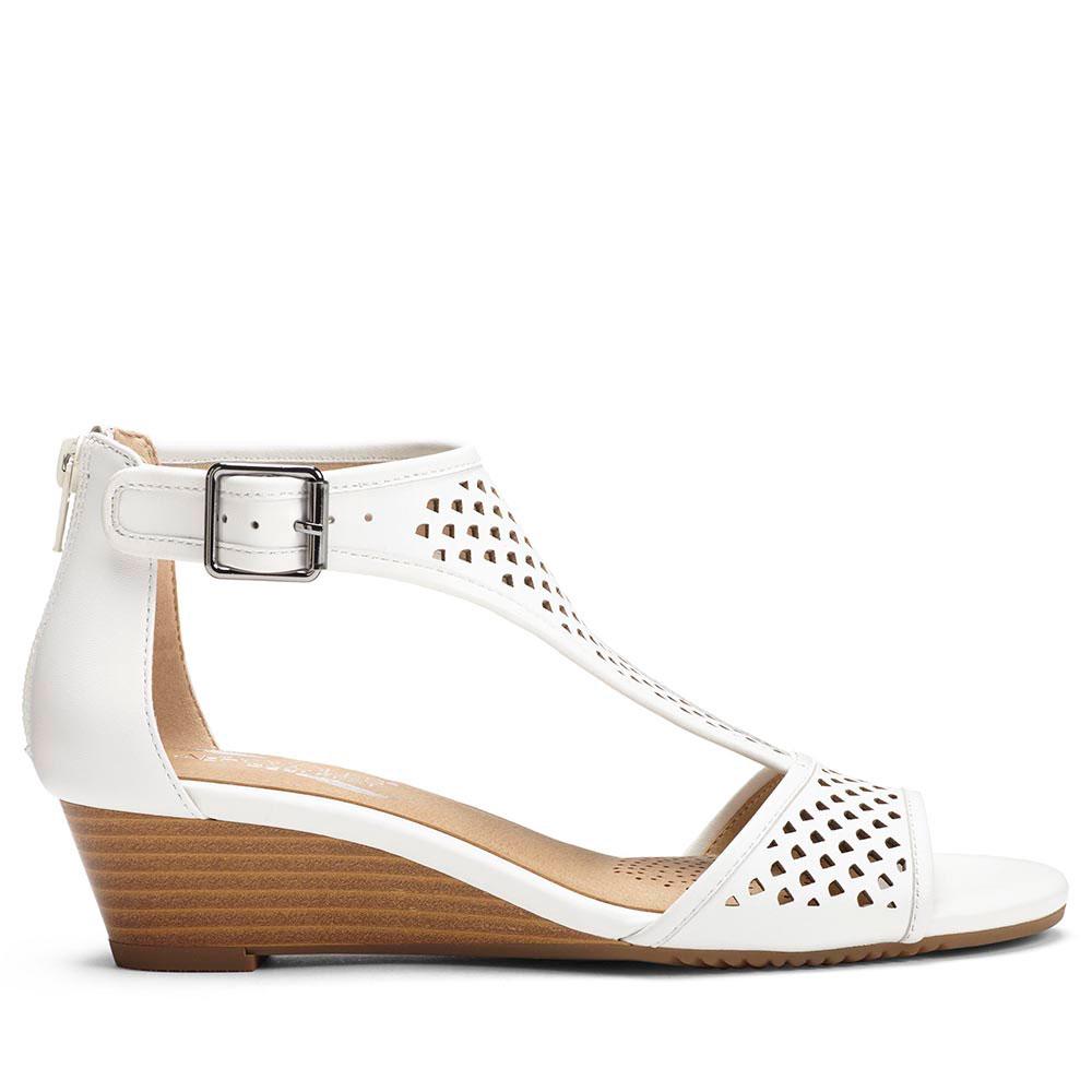 aerosoles sapphire wedge sandal