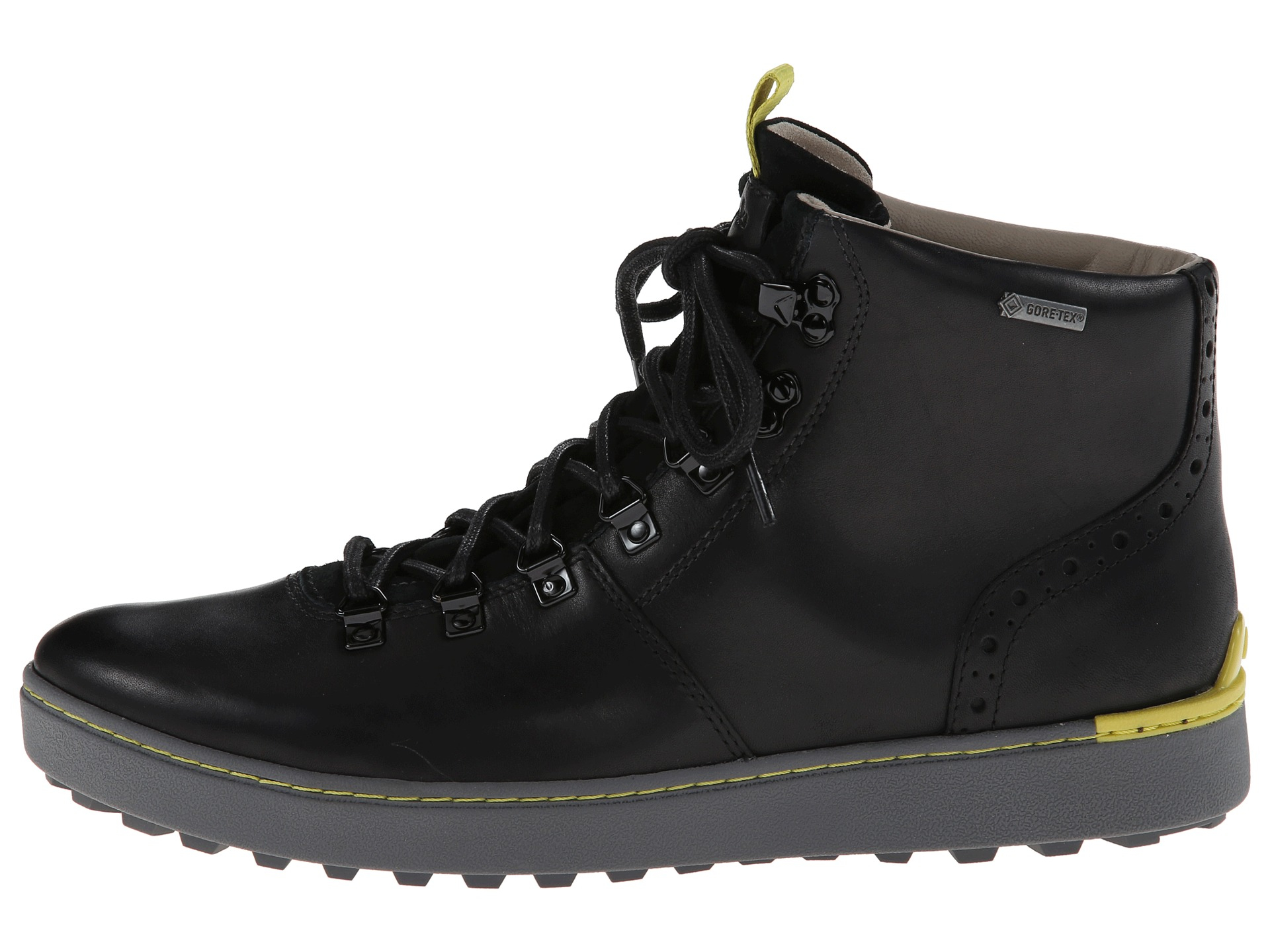 clarks nanu hike gtx
