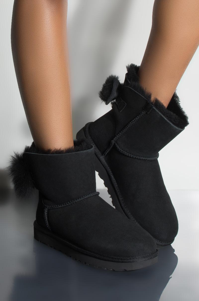 classic mini fluff bow boot