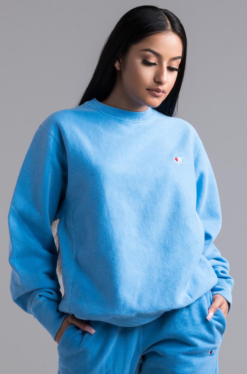 baby blue champion crewneck sweatshirt