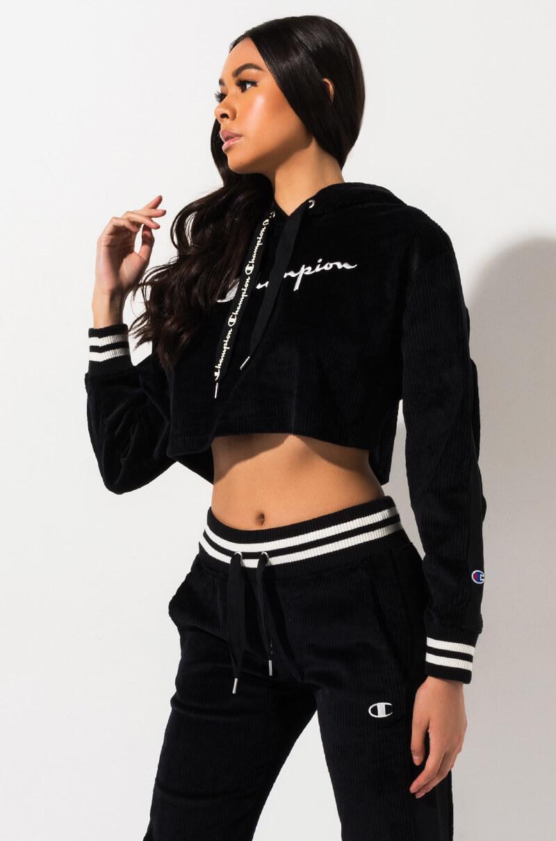 cropped pullover hoodie