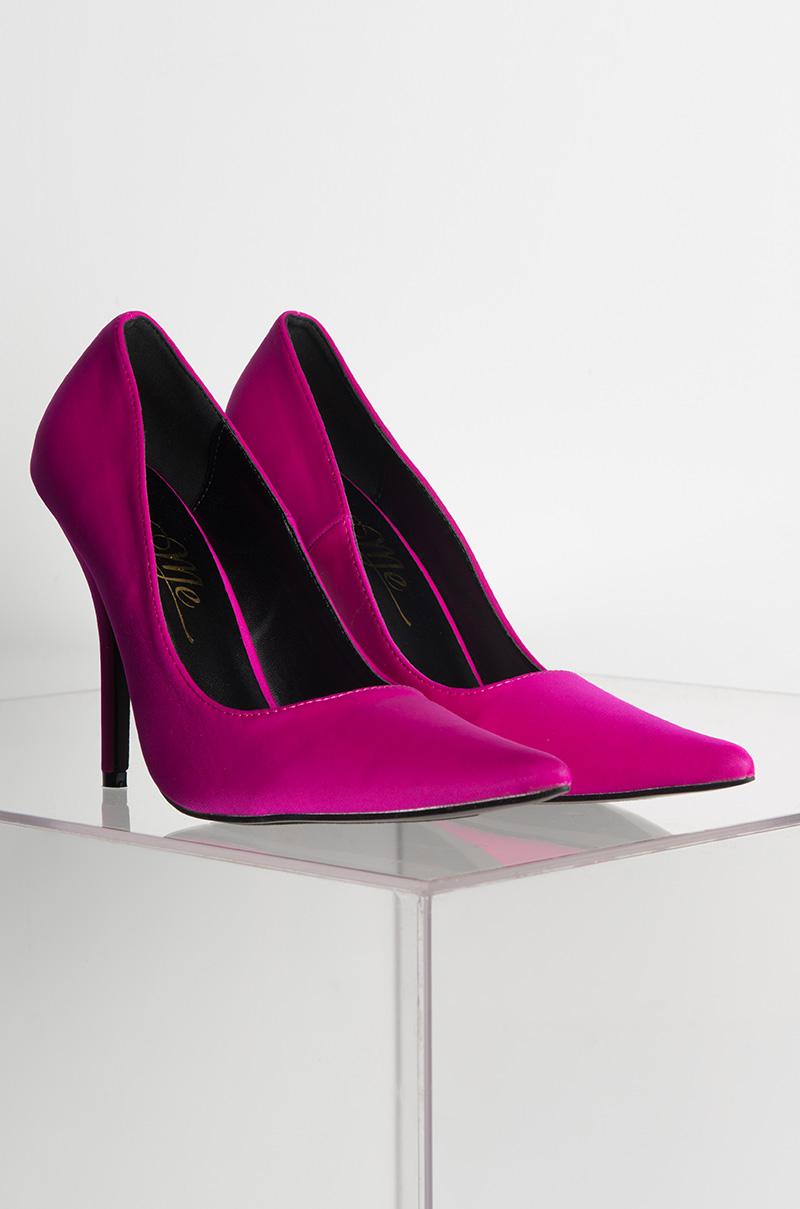 AKIRA Synthetic Dare To Wear Wicked Pump in Fuchsia AKIRA Synthetic Dare To Wear Wicked Pump in Fuchsia