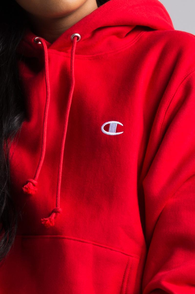 AKIRA Cotton Champion Women's Reverse Weave Pullover Hoodie in Red | Lyst