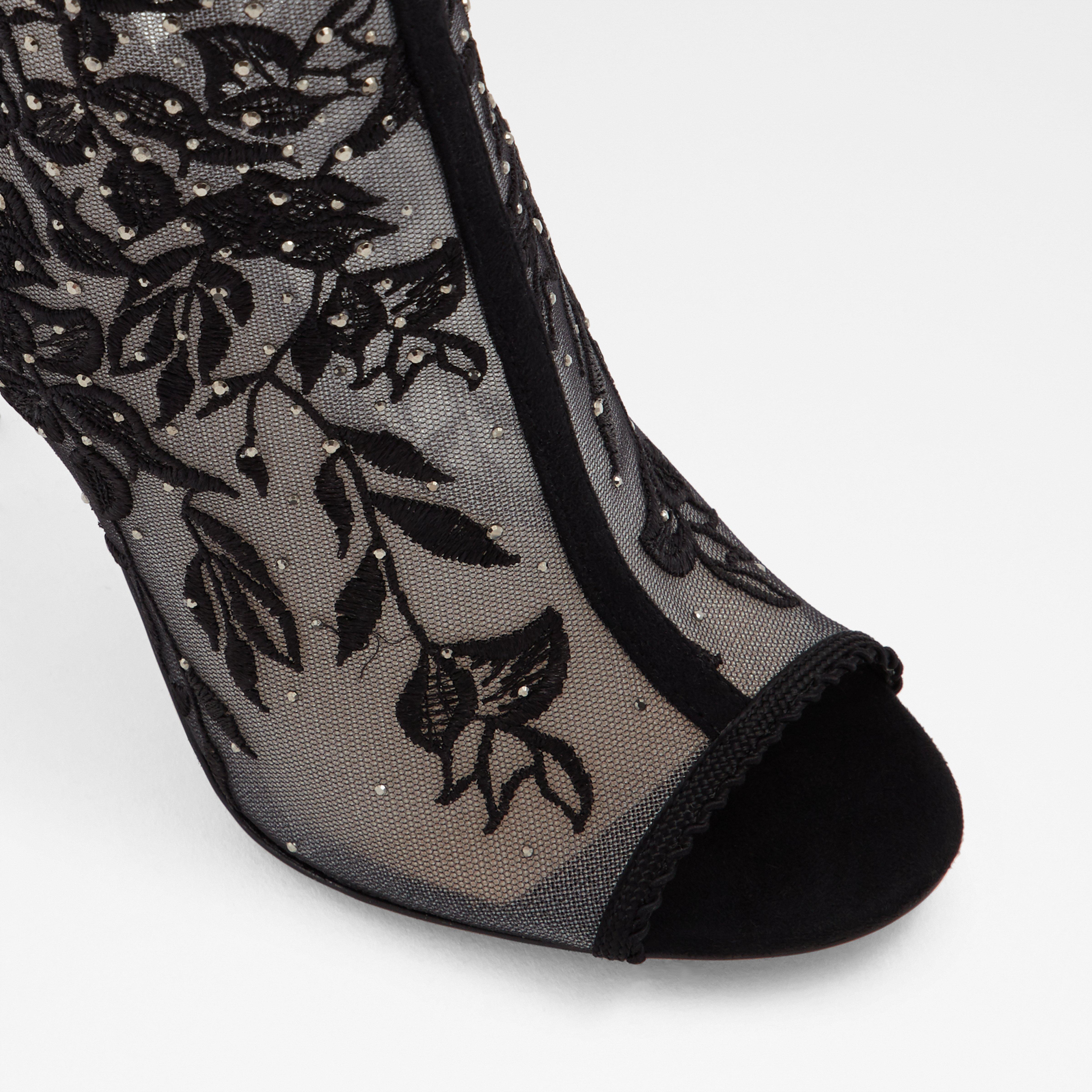 ALDO Kerisen in Black Lyst