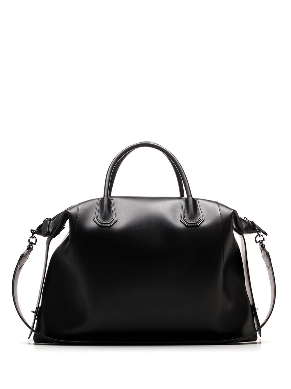 GIVENCHY ANTIGONA SOFT BAG MAXI ブラック Givenchy Large Antigona Soft Bag in Black | FWRD
